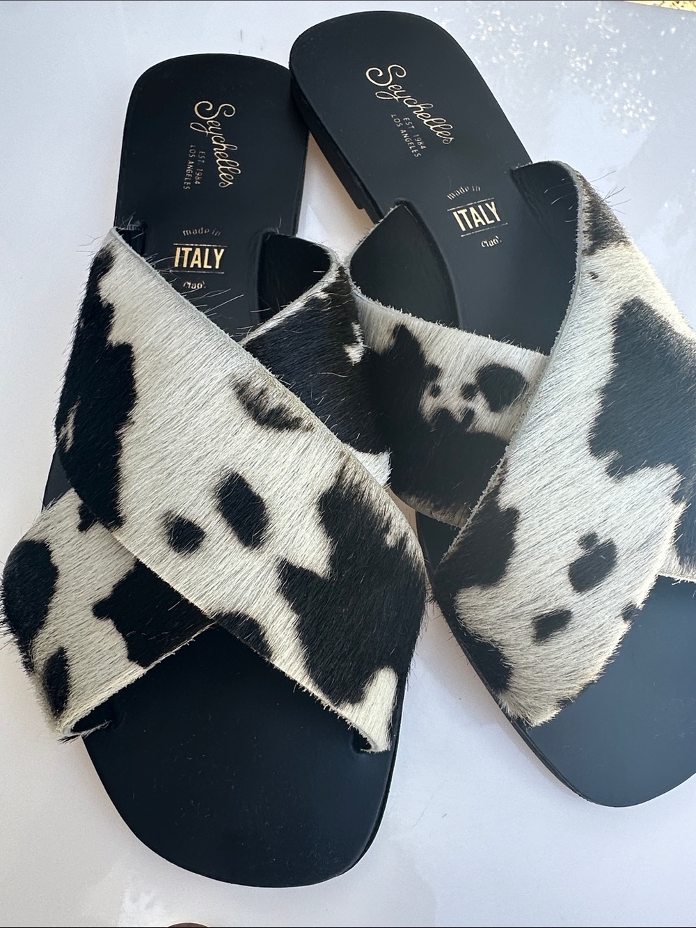 Seychelles Black and White Cowhide Crossband Slides